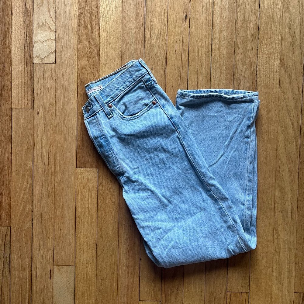 Levi's Ribcage Straight Ankle Jeans